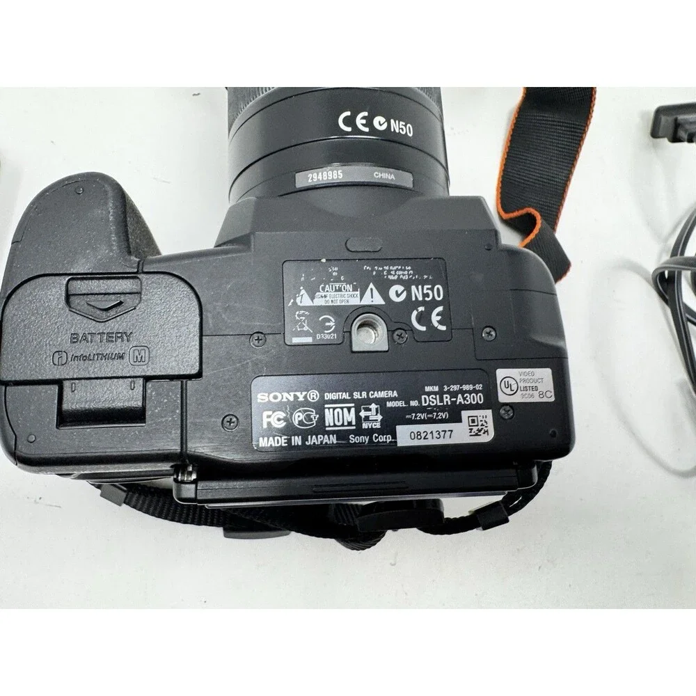Sony A300 DSLR 10.2MP W/ 18-70/3.5-5.6 LEN, CHARGER,SUNSHA DE, TESTED